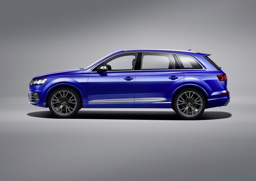  Audi SQ7 TDI (4M) 2016 года  (WW) (фото 17 из 35)